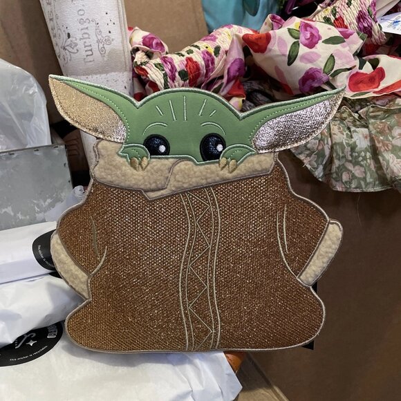 Danielle Nicole Star Wars The Child Species Unknown Crossbody - NWT - Picture 4 of 10